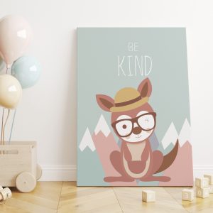 Soft Renk Tonlarında Gözlük ve Şapkalı Sevimli Nazik Kanguru ve Be Kind Yazısı Çocuk Odası Kanvas Tablo