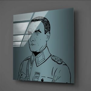 Askeri Üniforma İçinde Atatürk Minimalist Çizim Cam Tablo