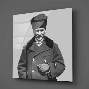Kalpaklı Önder Atatürk Cam Tablo